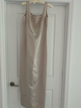 Alex Evenings Sleeveless Beige Satin Evening Dress with Embroidered Yoke